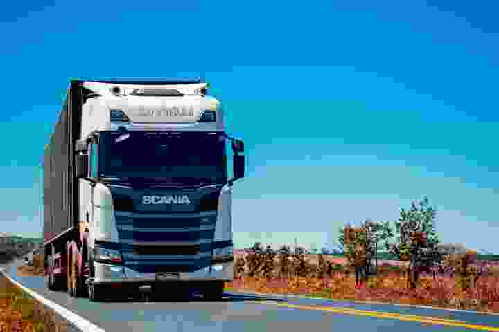 Supply chain control tower and dashboard